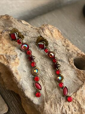 Vintage 60s SORRELLI Crystals Dangling Stud Earrings
